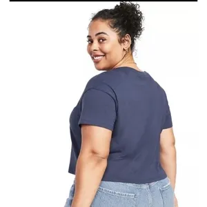 Diana Old Navy‎ Women 2X Blue Cropped T-Shirt Casual Retro 70s Colorful Icon thumbnail 2