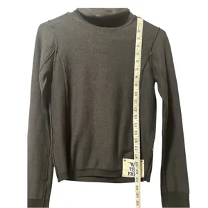 We The Free Free People Mock Neck Top – NWOT Charcoal Exposed Seam (Size XS) thumbnail 4