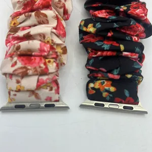 2 Floral Apple Watch Band Small 42/44mm Red/Black thumbnail 4