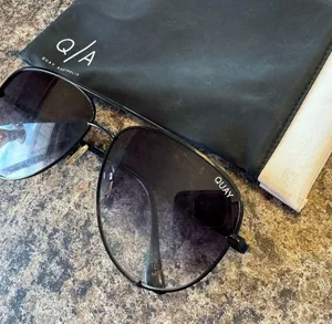 Quay x Desi High Key in Black & Smoke Gradient Sunglasses thumbnail 3