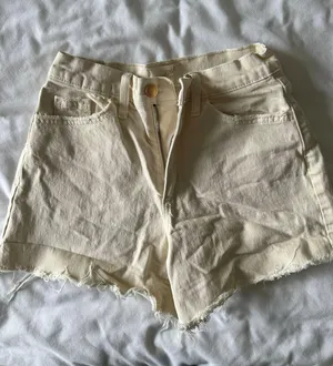 Universal Threads denim shorts thumbnail 1