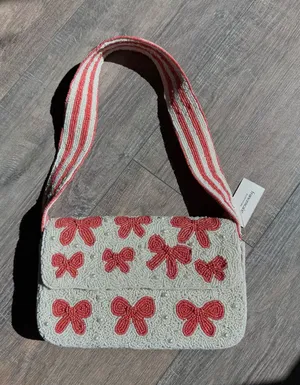 Francesca’s Beaded Purse thumbnail 1