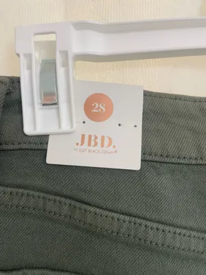 Cropped green pants Size 28 thumbnail 2