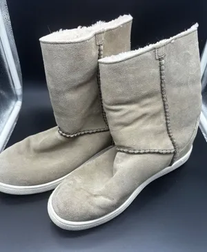 UGG Sneaker Boots Womens 9 Tan Suede Shearling Mid Calf 1094811 Whipstitch thumbnail 1