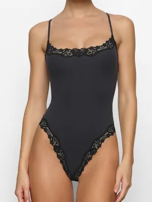 NWT Skims Fits Everybody Lace Cami Bodysuit thumbnail 1