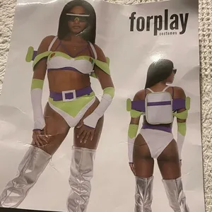NEW Forplay To Infinity Buzz Lightyear Toy Story Costume Size Small Medium thumbnail 14
