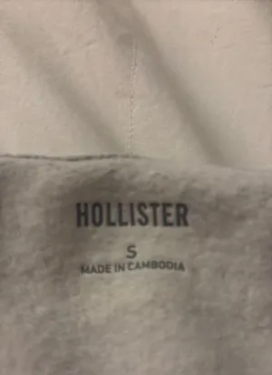 Hollister Crewneck thumbnail 2