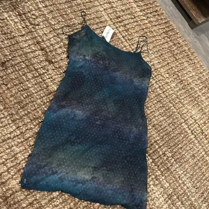 Non Signe Designer Holographic Floral Printed Slip Dress thumbnail 2