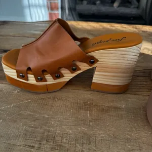 NEW IN BOX Free People Cassis Clogs ~ SOLD OUT ~ 40 ( 9 / 9.5) Platform Comfy thumbnail 7