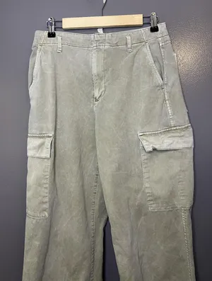 Gap Pants Womens 6 Green Loose Khaki Cargo Twill Relaxed Fit Pockets Casual thumbnail 1