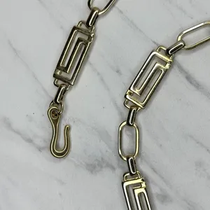 Greek Key Gold Tone Chain Belt One Size (OS) Adjustable Hook Closure ✨ thumbnail 3