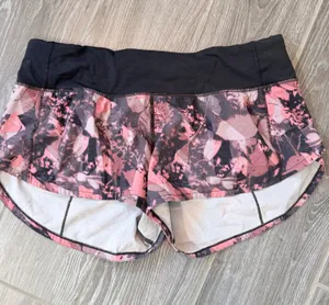 lululemon athletica Pink and Black Printed Speed Shorts 2.5” size 6 HTF thumbnail 1