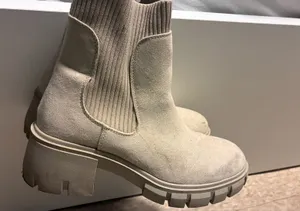 Sincerely Jules Cream Color Knit and Faux Suede Boots thumbnail 1