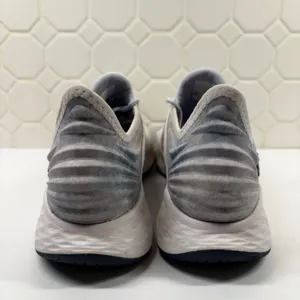 New Balance Fresh Foam Roav Women Size 8 Grey Running Shoes WROAVLG2 thumbnail 3