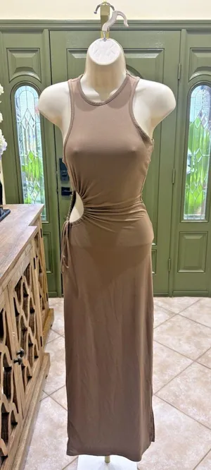 Beautiful Coffee-Colored Maxi Dress – Size S thumbnail 1
