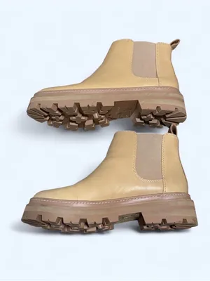 Madewell The Mariam Chelsea Boot in Leather Color Earthen Sand Size 7 thumbnail 5