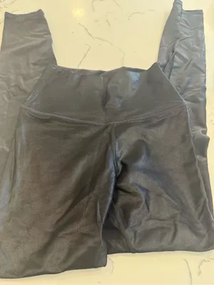 ALO Yoga Black High-Rise Leggings thumbnail 2