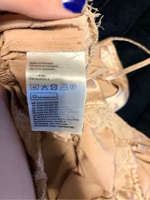 SHEIN Champagne Satin Lace Trim Cami thumbnail 9