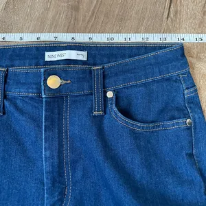 Nine West Kick Flare dark wash denim bootcut jean ~ raw hem ~ women’s size 8 thumbnail 11