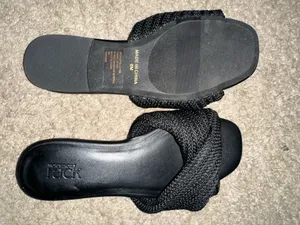 Black dress slides Size 6 thumbnail 2