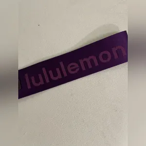 Lululemon NWT Never Lost Keychain purple and Pink SOLD OUT COLOR thumbnail 4