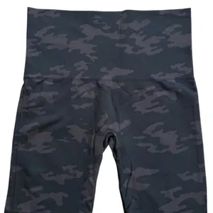 Like New SPANX Look At Me Now Camo Leggings Size Large thumbnail 4