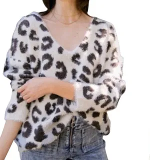 POL Cream Fuzzy Animal Print V Neck Sweater Size Medium thumbnail 1