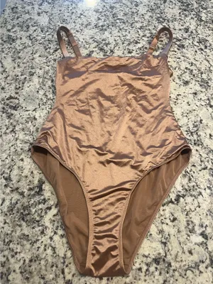 SKIMS Bodysuit thumbnail 3