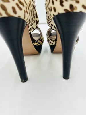 BCBGeneration Leopard Cow-Hair Platform Peep Toe D'Orsay 4.5" Heels Sz 6B thumbnail 9