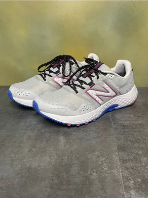 New Balance T410 Women's Gray/Pink Trail Running Shoes Size 11M thumbnail 3