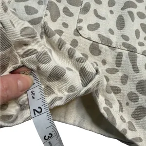 ✨🤍‎ Entro Leopard Print Button Front Romper Jumpsuit Size Medium 🤍✨ thumbnail 5