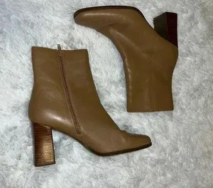Brown Leather Amanda Smith Booties with Wooden Block Heel size 9 1/2 thumbnail 1