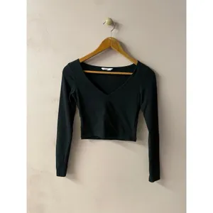 Supré Black Long Sleeve Crop Top Size XS thumbnail 3