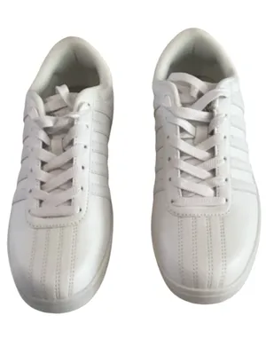 K SWISS Classic Court Open Stripes Sneakers, White, Size 9, NEW with box thumbnail 2
