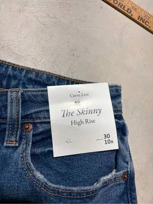 Abercrombie & fitch skinny high rise Distressed Jeans 30/10R curve love MSRP$89 thumbnail 6