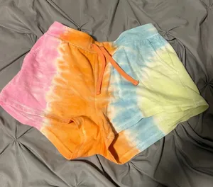 Women's old navy ombré shorts-S thumbnail 1