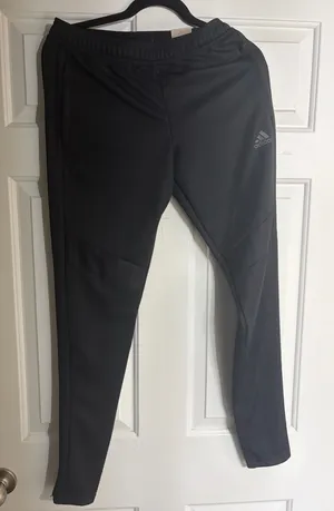 Adidas Tapered Essentials 3-Stripes Pants thumbnail 1