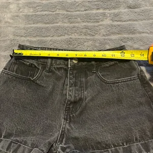 PacSun Black Denim Mom Short High Rise Size 25 thumbnail 6