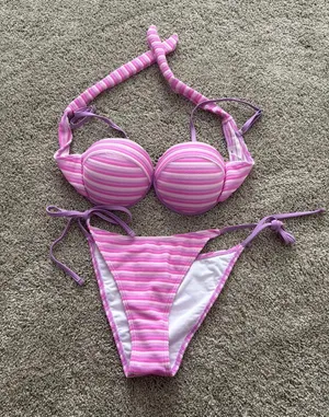 Pink and Purple Striped thumbnail 1