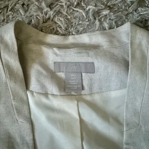 H&M Linen Blazer thumbnail 4