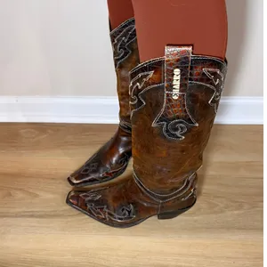 El Charro Leather Cowboy Boots Size 38 thumbnail 2