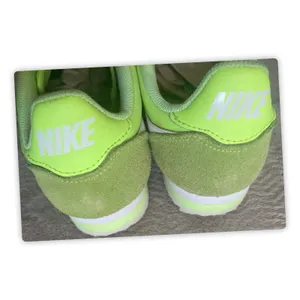 Nike Classic Cortez Nylon 749864-310 Volt Green Sneakers Womens 8.5 EU40 thumbnail 5