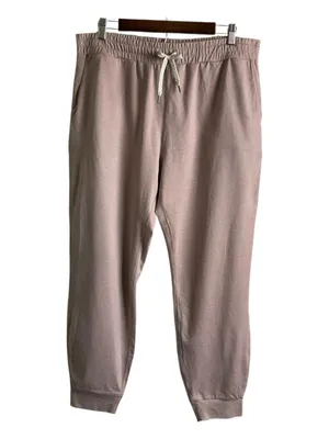 Vuori Relaxed Drawstring Jogger Pants in Dusty Pink thumbnail 2