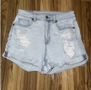 American‎ Eagle Mom Shorts Women's Sz 4 Distressed Stretch Light Wash 2020 thumbnail 1
