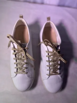 Vionic White Low-Top Sneakers with Gold Laces thumbnail 4