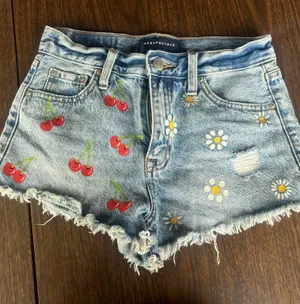 Aeropostale Jean Shorts thumbnail 1