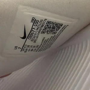 Nike Shoes Victori One Slide Slip On Sandals White Black Size 7 thumbnail 3