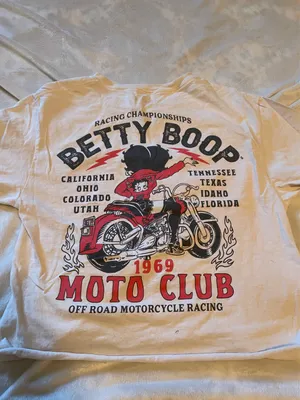 Betty Boop Crop Top thumbnail 2