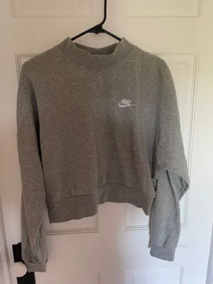 Nike Cropped Sweatshirt thumbnail 1