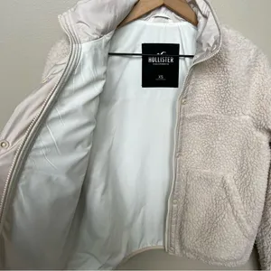 Hollister Cream Sherpa Bomber Jacket Full Zip with Snaps Size XS Off White thumbnail 6